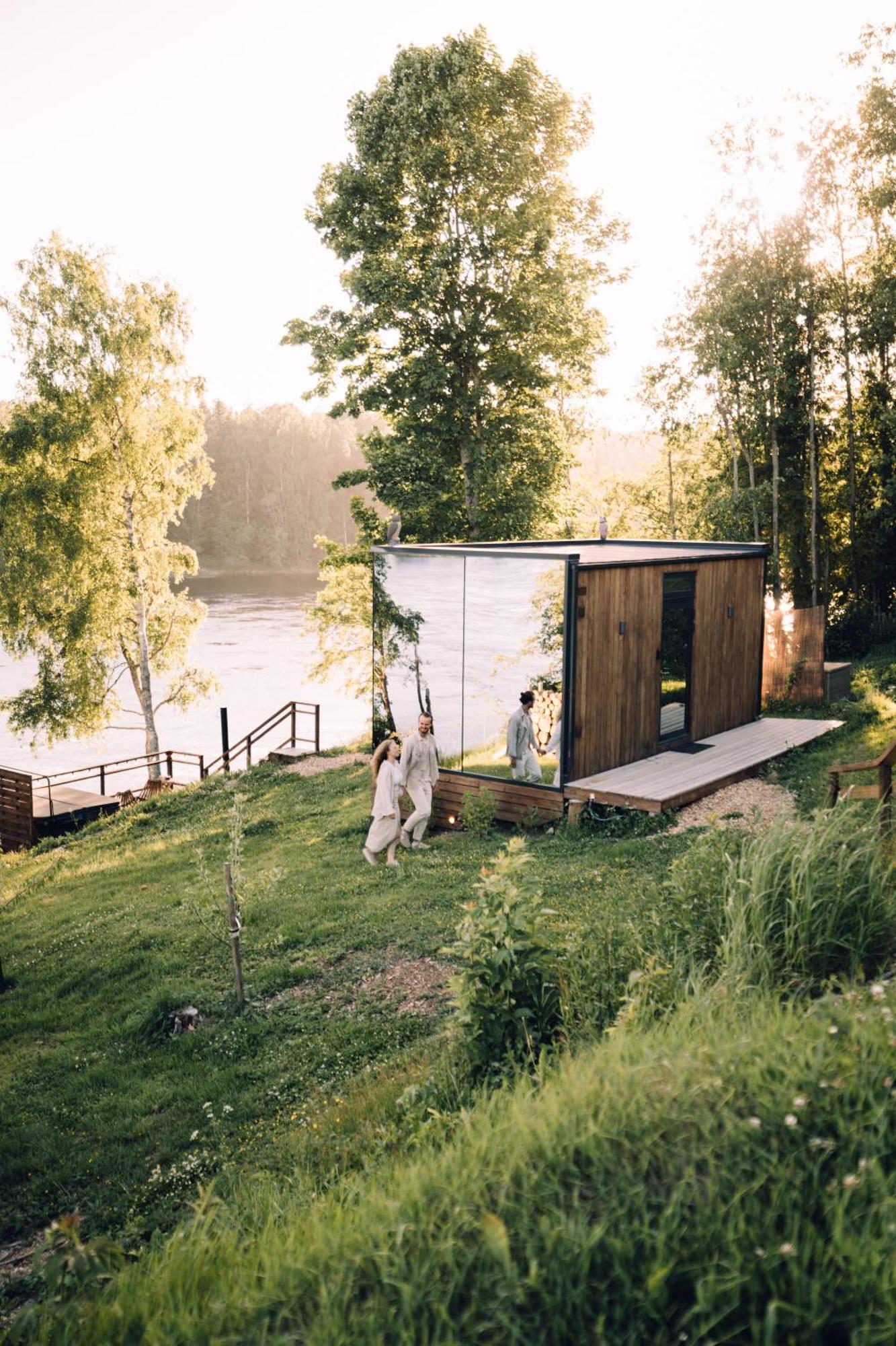 Wonderinn Riverside Arnes  Exterior foto