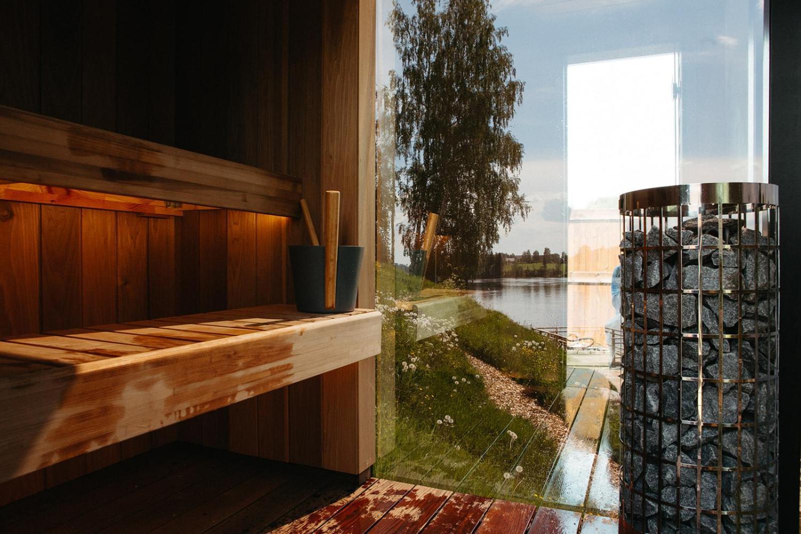 Wonderinn Riverside Arnes  Exterior foto